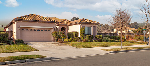 920 Antiquity Dr_102