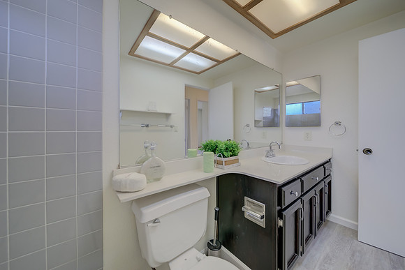 429 Knightsbridge Way_140