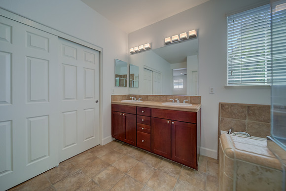 5085 Moscato Court_136