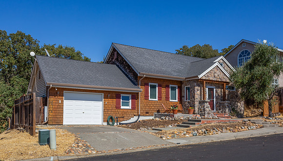 1126 Rimrock Dr_103