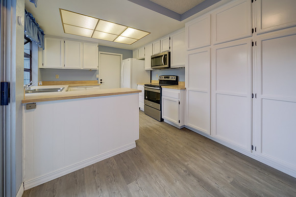 2827 Sunburst Drive-B_106