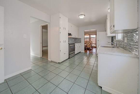 2037 San Luis Street_22